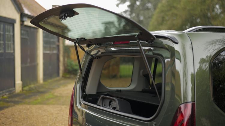 PEUGEOT E-RIFTER ELECTRIC ESTATE 100kW Allure 52kWh 5dr Auto